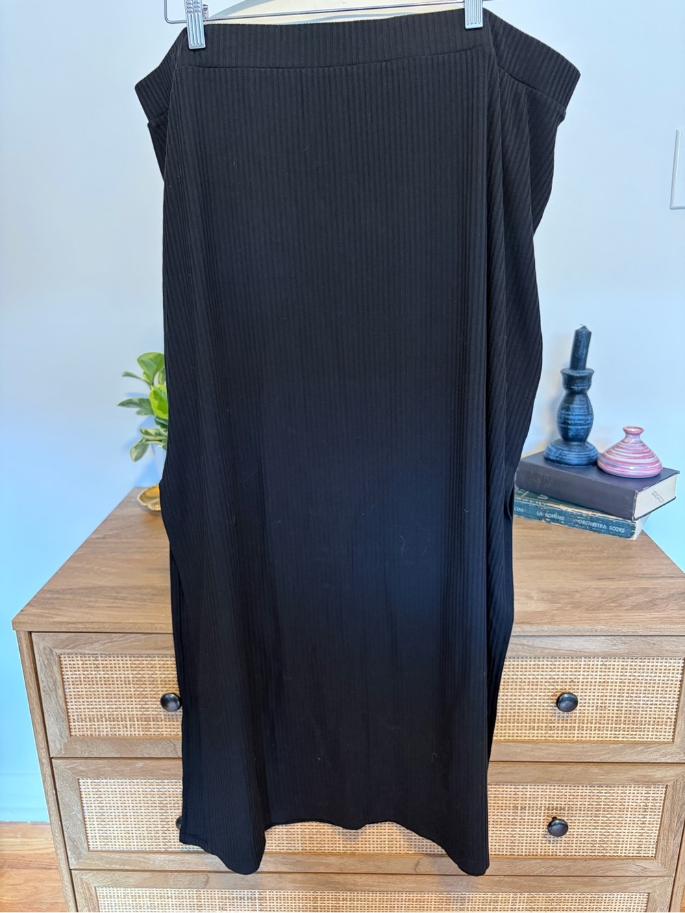 Reitmans Black Ribbed Knit Midi Skirt Size 2X Side Slit Cotton Blend